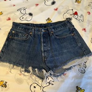 501 Levis Vintage Denim Shorts Medium Wash